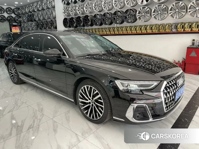 Audi A8 2022 Черный из Китая, фото 2