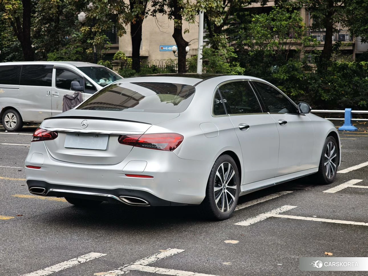 Mercedes-Benz E-class PHEV 2021 Черный из Китая, фото 2