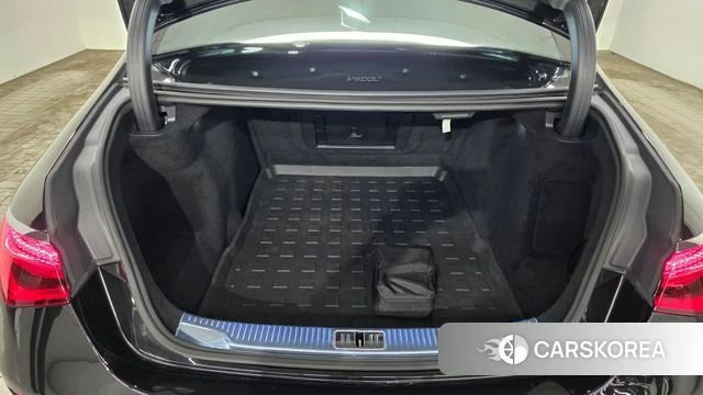 Mercedes-Benz S-Class W223 2025 Черный из Кореи, фото 2
