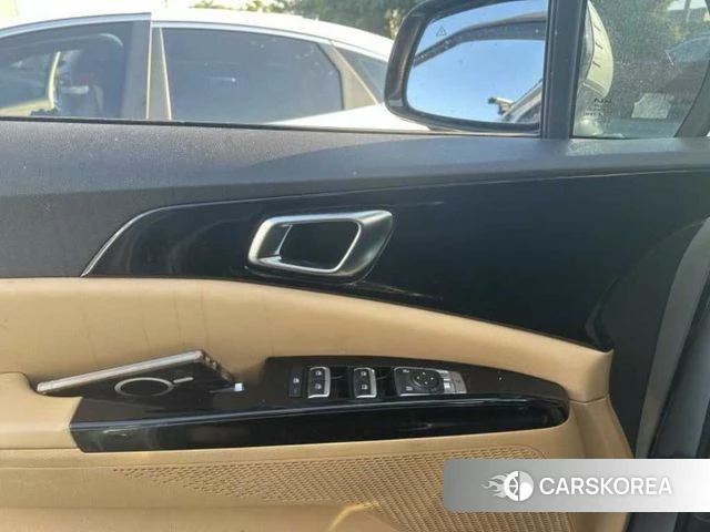 Kia Carnival 4th generation 2021 Серебряный из Кореи, фото 2