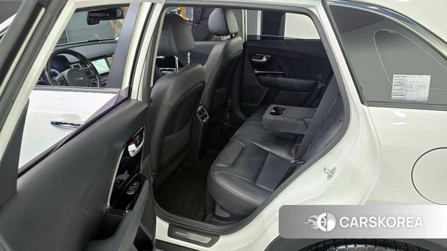 Kia Niro 2018 Белый из Кореи, фото 2