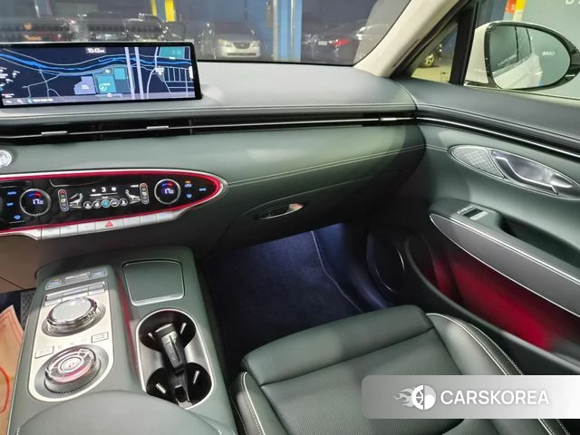 Genesis Electrified GV70 2022 Белый из Кореи, фото 2