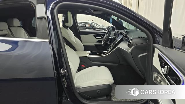 Mercedes-Benz GLC-Class X254 2024 Синий из Кореи, фото 2