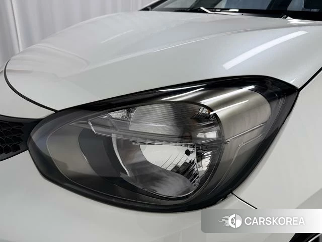 Honda Fit 2023 Белый из Китая, фото 2