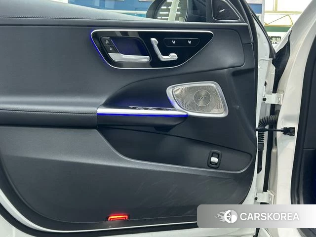 Mercedes-Benz Class C 2024 Белый из Китая, фото 2