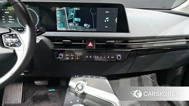Kia EV6 2022 Серый из Кореи, фото 2