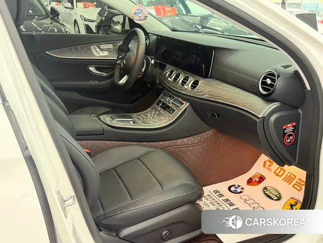 Mercedes-Benz E-class 2021 Белый из Китая, фото 2