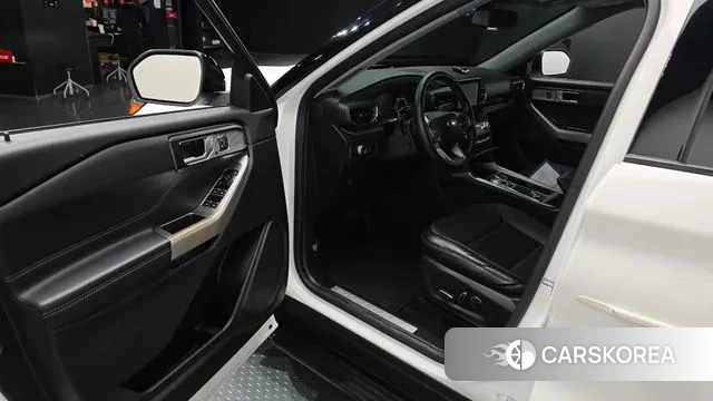 Ford Explorer 6th Generation 2020 Белый из Кореи, фото 2