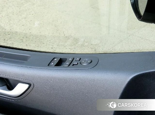 Hyundai Staria 2025 Белый из Кореи, фото 2