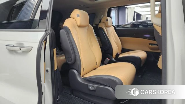 Kia Carnival 4th generation 2023 Белый из Кореи, фото 2