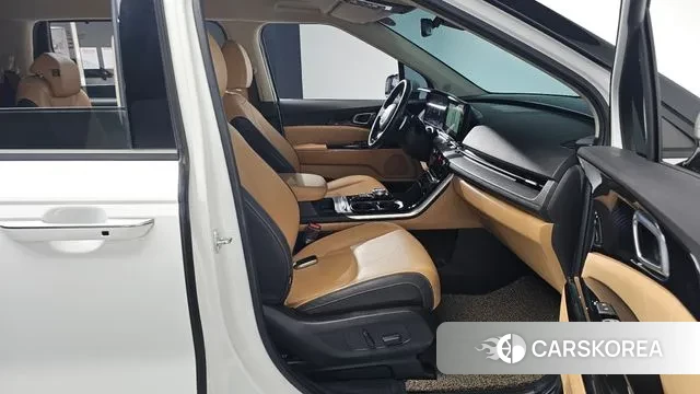 Kia Carnival 4th generation 2023 Белый из Кореи, фото 2