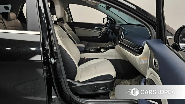 Kia Sportage 5th Generation Hybrid 2022 Черный из Кореи, фото 2