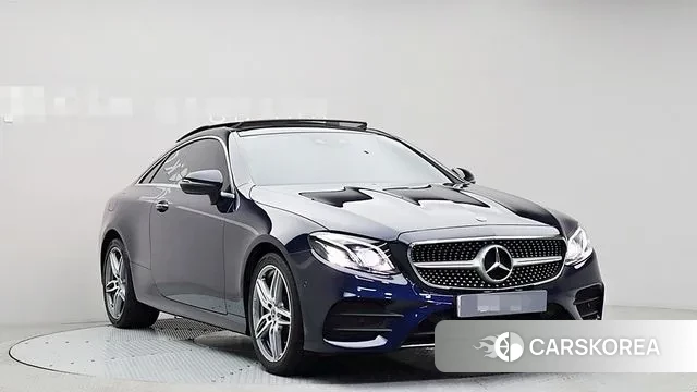 Mercedes-Benz E-Class W213 2018 Синий из Кореи, фото 2