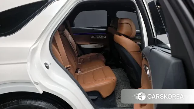 Genesis GV70 2024 Белый из Кореи, фото 2