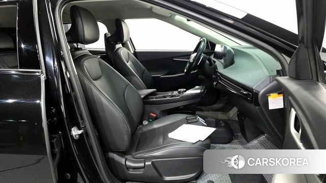 Kia EV6 2023 Черный из Кореи, фото 2