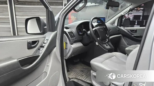 Hyundai The New Grand Starex 2018 Серебряный из Кореи, фото 2