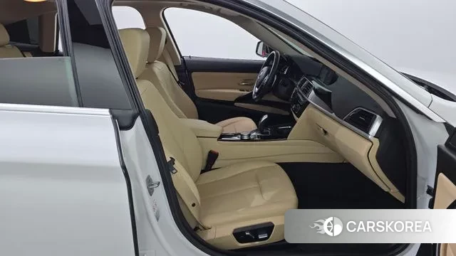 BMW 3 Series GT (F34) 2020 Белый из Кореи, фото 2