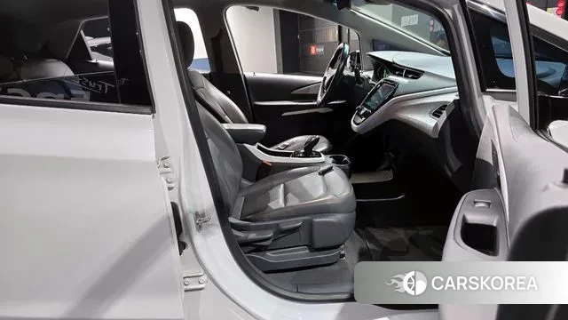 Chevrolet (GM Daewoo) Bolt EV 2018 Белый из Кореи, фото 2