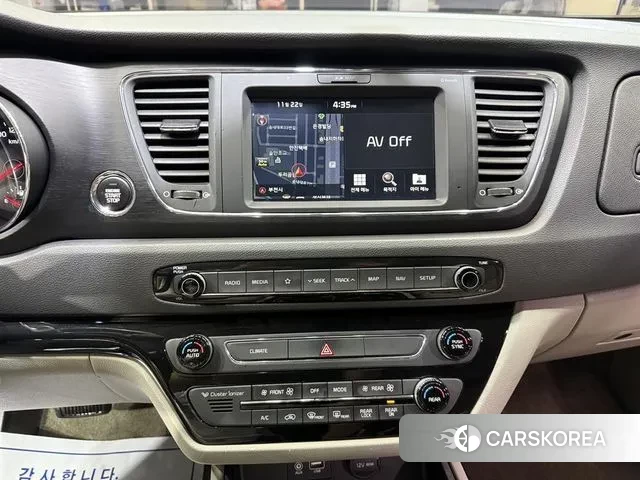 Kia The New Carnival 2019 Белый из Кореи, фото 2