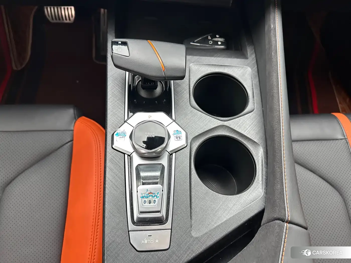 Chang'an Changan UNI-V 2024 Silver/gray из Китая, фото 2