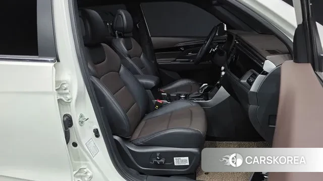 Ssangyong Beautiful Korando 2022 Белый из Кореи, фото 2