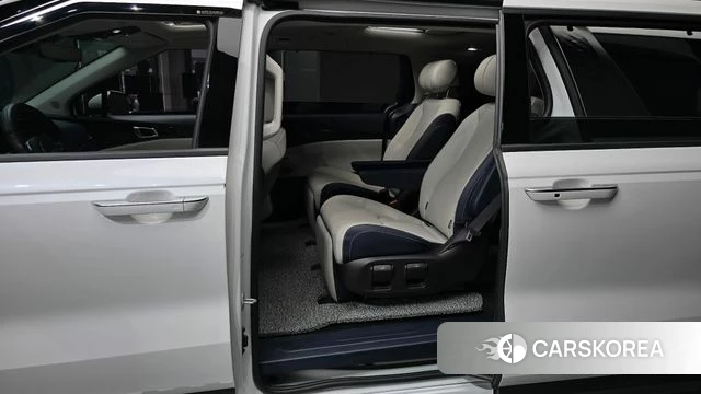 Kia The New Carnival 4th Generation 2024 Белый из Кореи, фото 2