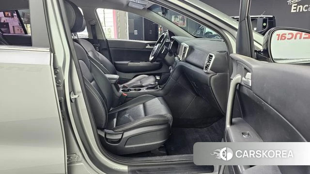 Kia Sportage The Bold 2019 Серебристо-серый из Кореи, фото 2