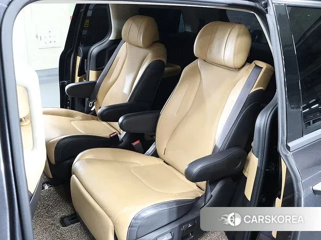 Kia Carnival 4th generation 2021 Серый из Кореи, фото 2