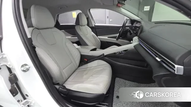 Hyundai Avante Hybrid (CN7) 2021 Белый из Кореи, фото 2