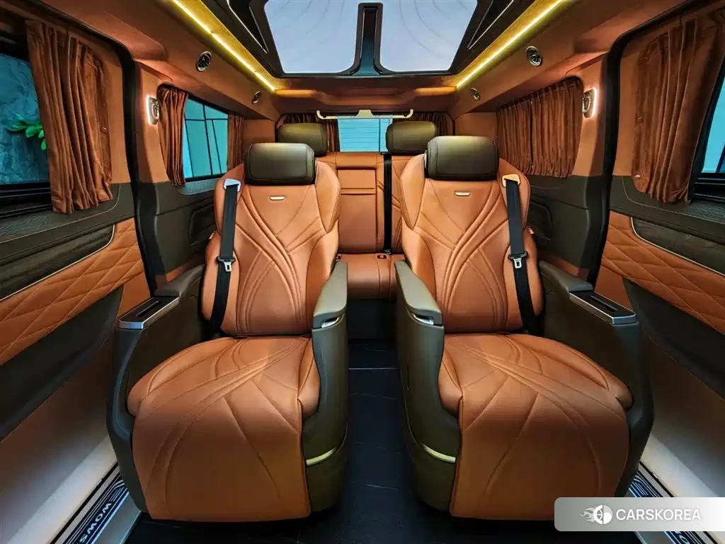 Ford Touruiou 2024 Черный из Китая, фото 2