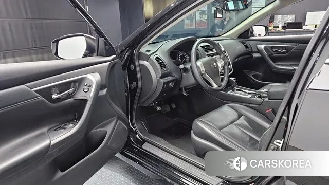 Nissan Altima 2018 Черный из Кореи, фото 2