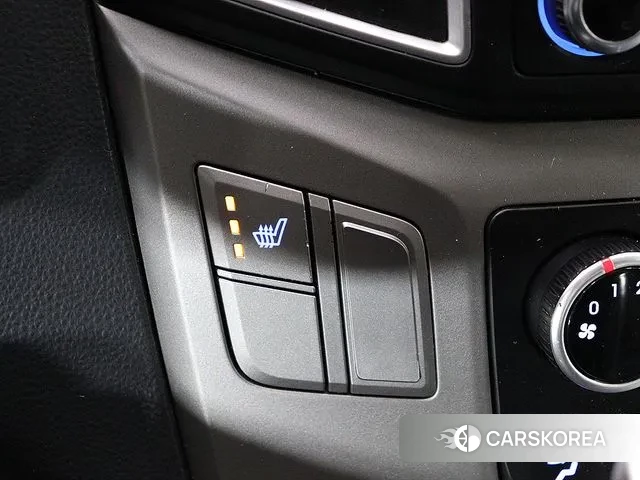 Hyundai Grand Starex 2018 Белый из Кореи, фото 2