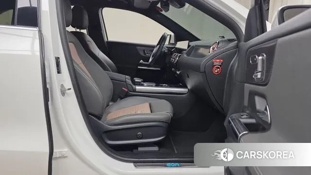 Mercedes-Benz EQA H243 2021 Белый из Кореи, фото 2