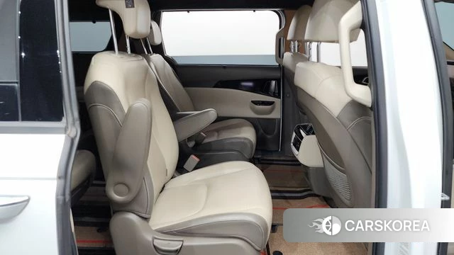 Kia Carnival 4th generation 2020 Белый из Кореи, фото 2