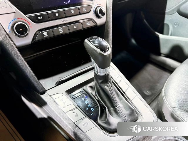 Hyundai Avante AD 2018 Серебряный из Кореи, фото 2