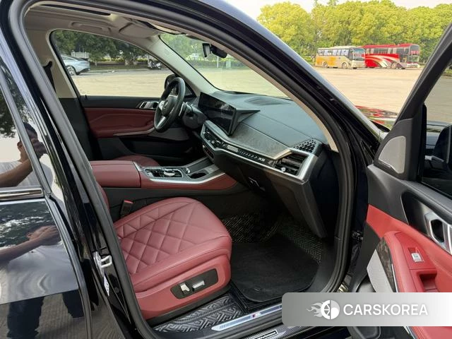 BMW X5 2024 Черный из Китая, фото 2