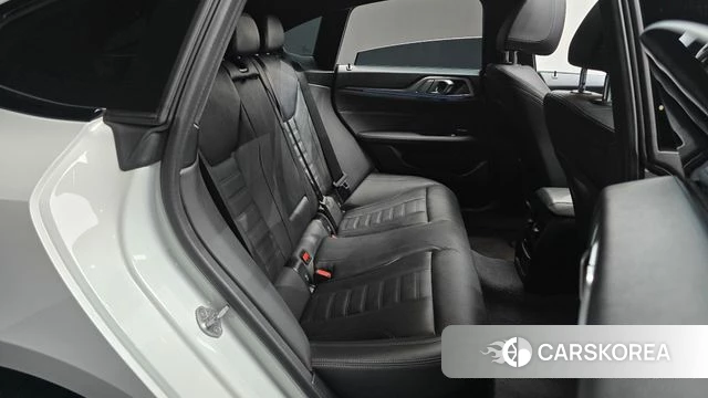 BMW i4 2024 Белый из Кореи, фото 2