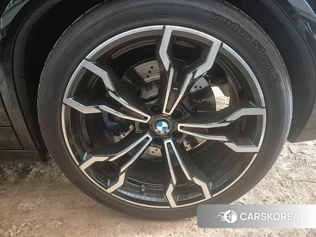 BMW X4M (G02) 2021 Черный из Кореи, фото 2