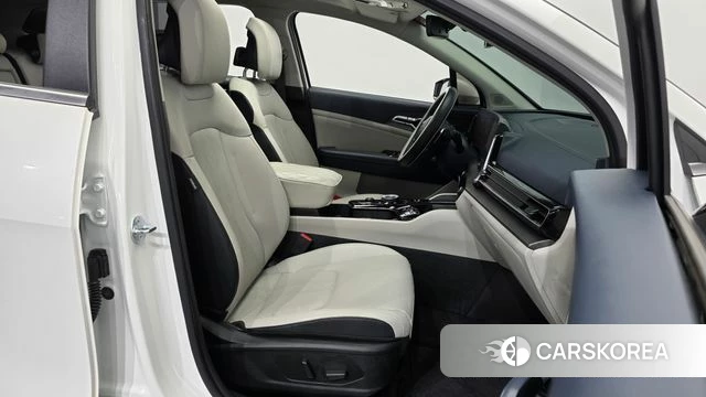 Kia Sportage 5th Generation 2024 Белый из Кореи, фото 2