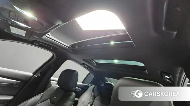 Cadillac CT5 2022 Белый из Кореи, фото 2