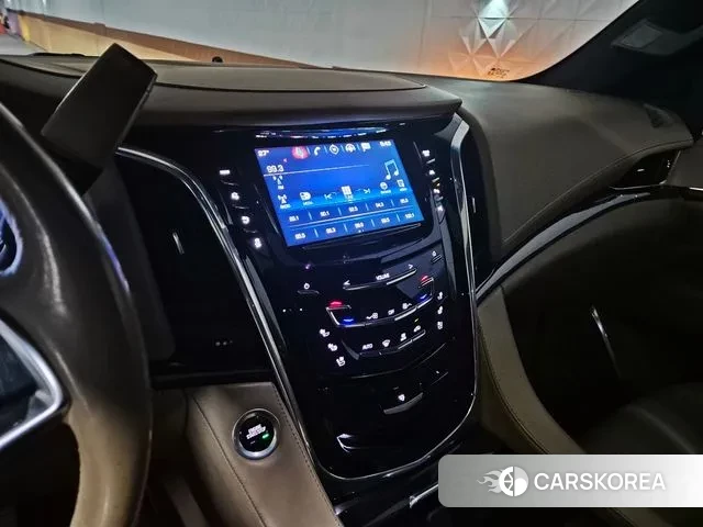Cadillac Escalade 2019 Черный из Кореи, фото 2