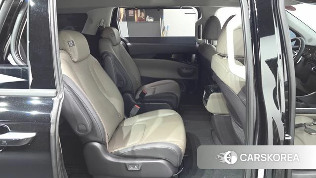 Kia The New Carnival 4th Generation 2024 Черный из Кореи, фото 2