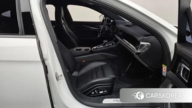 Porsche Panamera (971) 2018 Белый из Кореи, фото 2