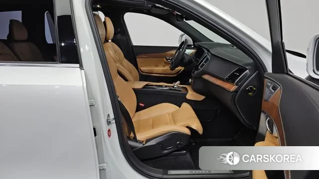 Volvo XC90 second Generation 2020 Белый из Кореи, фото 2