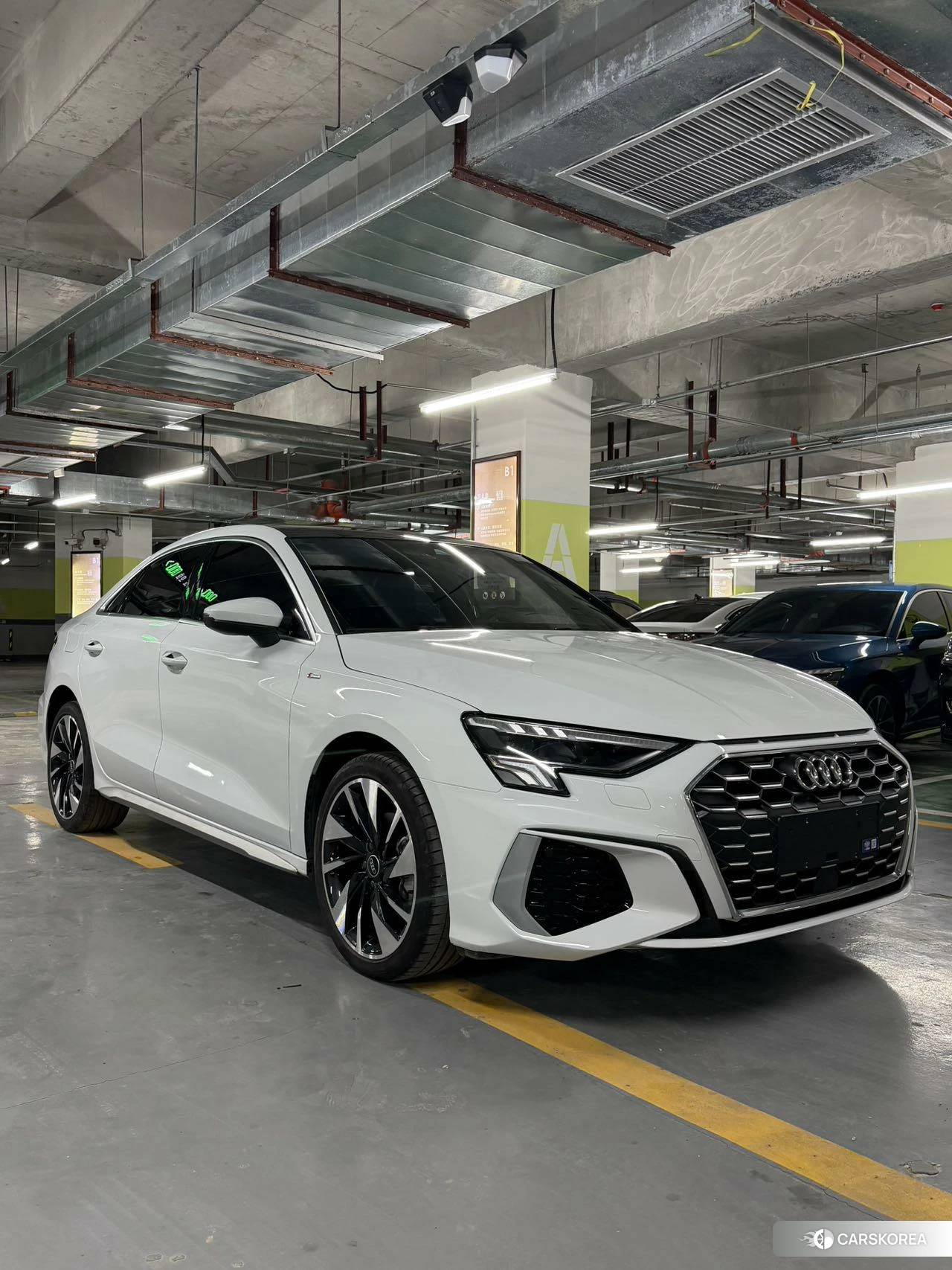 Audi A3 2023 Белый из Китая, фото 2
