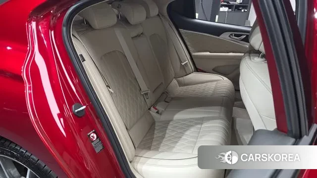 Genesis G70 2019 Красный из Кореи, фото 2