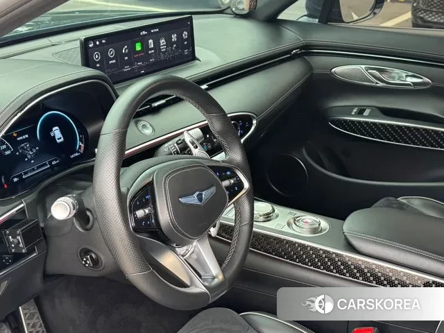 Genesis GV70 2021 Темно-зеленый из Кореи, фото 2