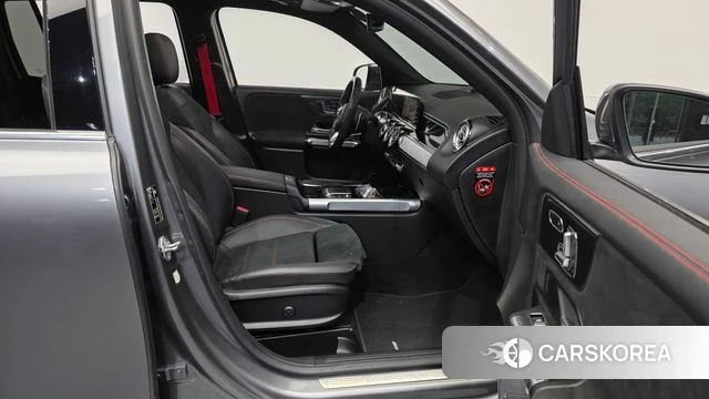 Mercedes-Benz GLB-Class X247 2023 Черный из Кореи, фото 2