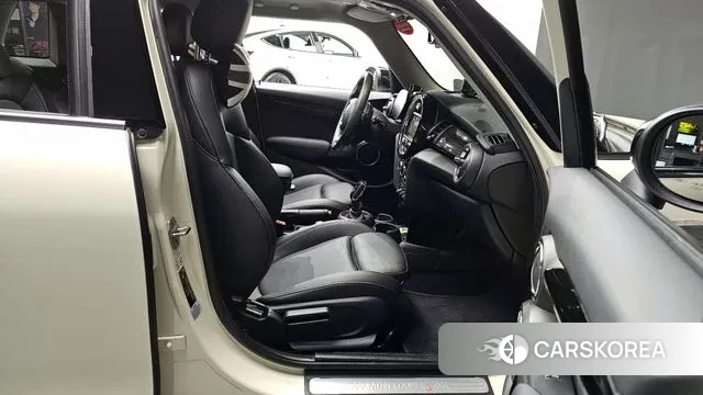 Mini Cooper S 2021 Белый из Кореи, фото 2