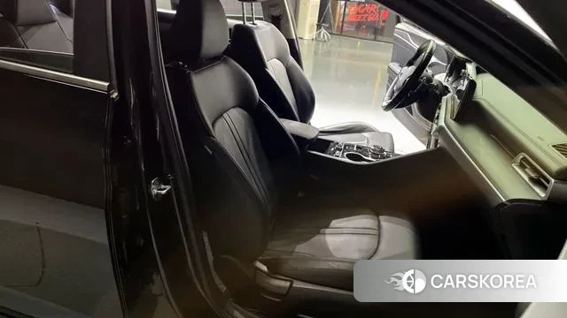 Kia K5 3rd generation 2022 Черный из Кореи, фото 2